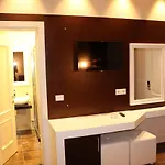 Hotel Daku 4*