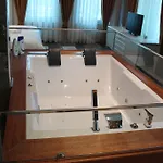 Daku Hotel 4*